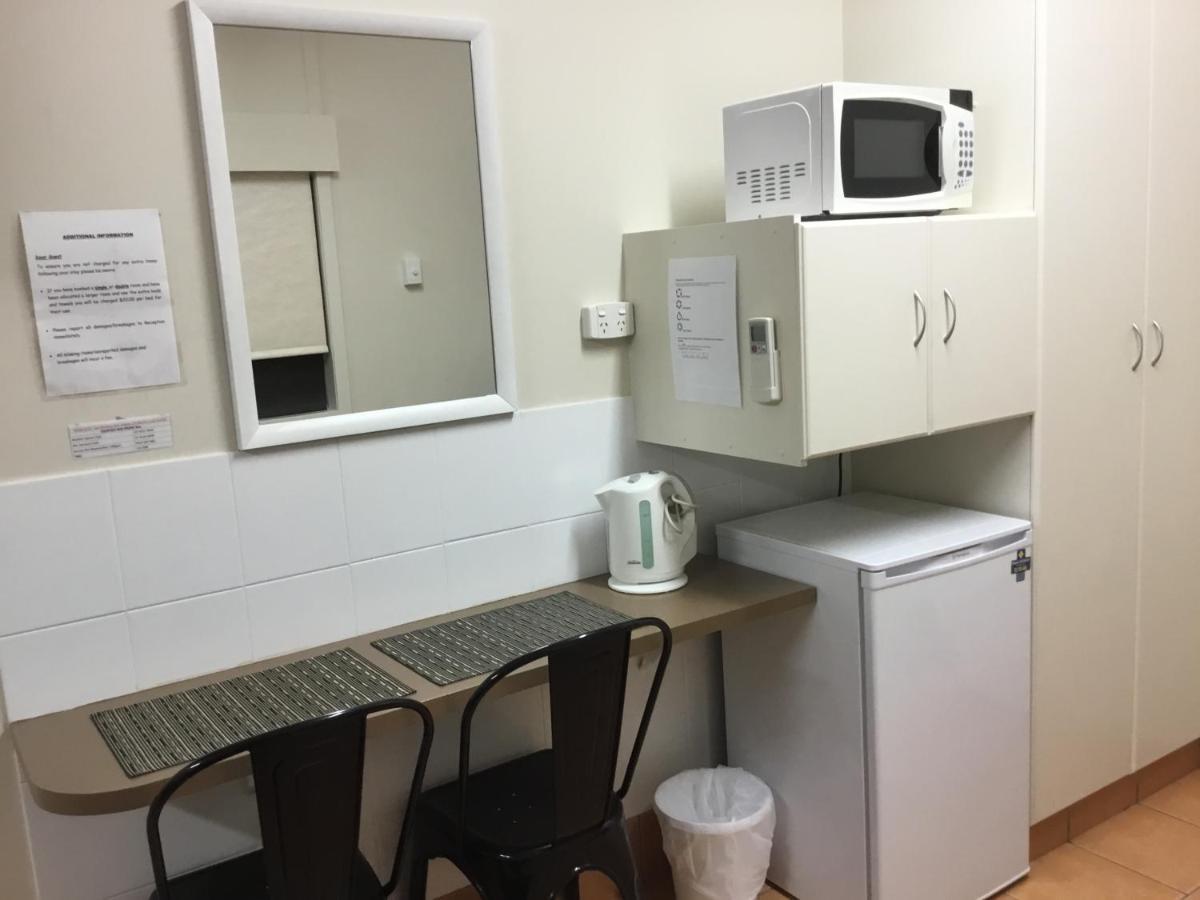 Golden Palms Motor Inn Bundaberg Ngoại thất bức ảnh