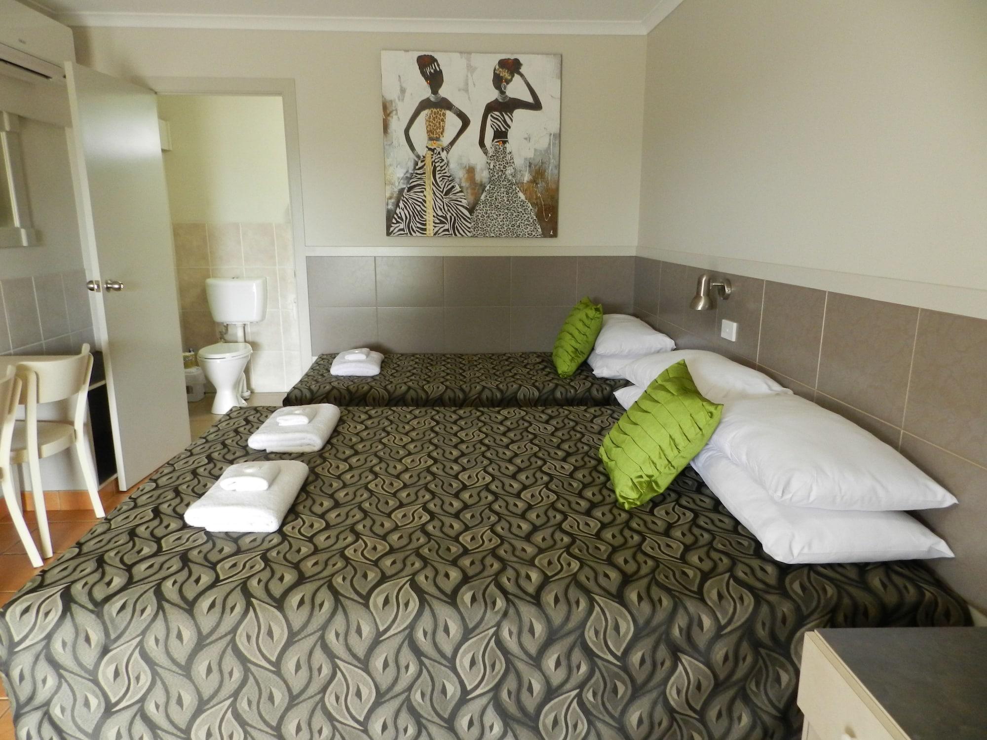 Golden Palms Motor Inn Bundaberg Ngoại thất bức ảnh