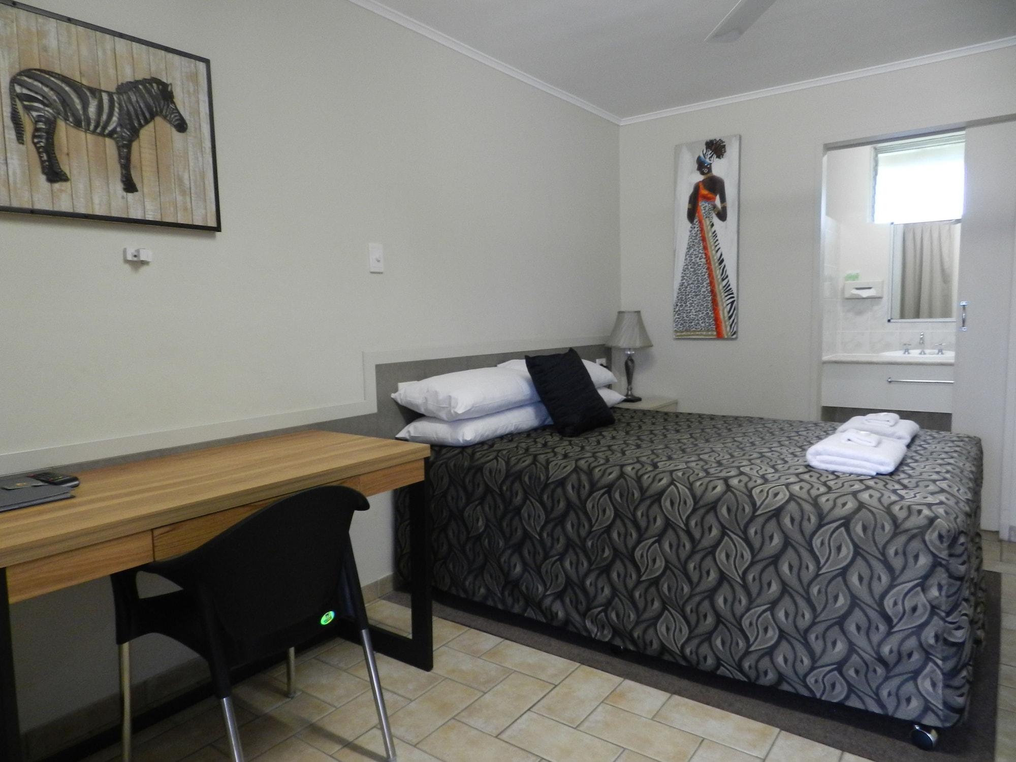Golden Palms Motor Inn Bundaberg Ngoại thất bức ảnh