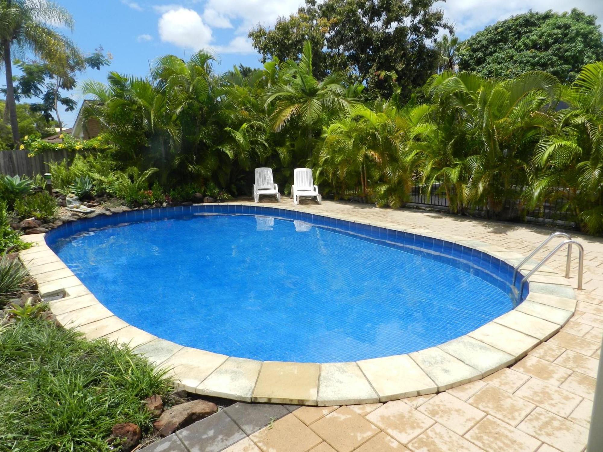 Golden Palms Motor Inn Bundaberg Ngoại thất bức ảnh